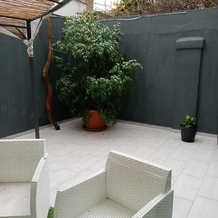 Nicolai 165 * Bari