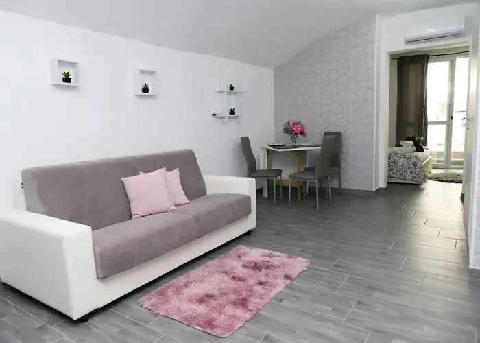 Appartamento Nicolai 165 *